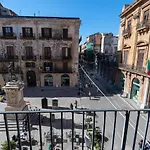 Palazzo Damiani By Domusicily *
