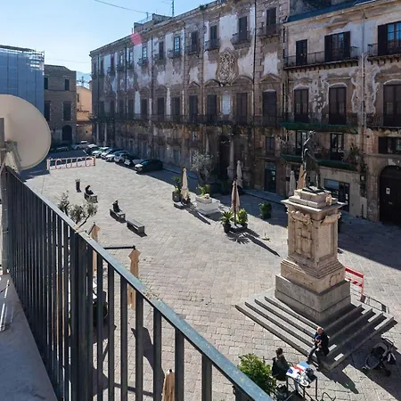شقة Palazzo Damiani By Domusicily باليرمو