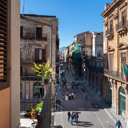 Palazzo Damiani By Domusicily شقة